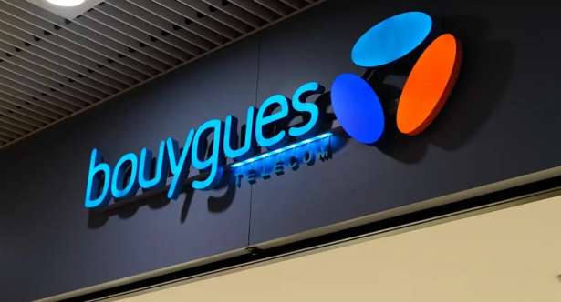 La Défense : Bouygues காட்சியறை ஆயுதமுனையில் கொள்ளை.. தொலைபேசிகளுடன் தப்பிய கொள்ளையர்கள்!